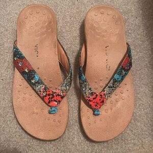 Vionic Multicolor Lucia Thong Sandals